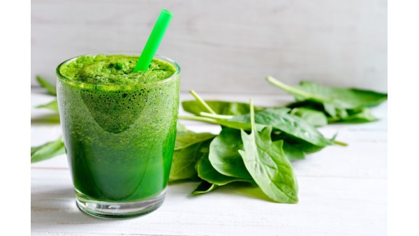 WHY IS SPINACH REALLY WORTH EATING?